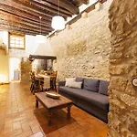 Apartment Bravissimo 1593, Pedestrian Area With Medieval Charm *