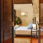 Bravissimo 1593, Pedestrian Area With Medieval Charm