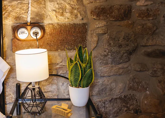 Bravissimo 1593, Medieval Charm