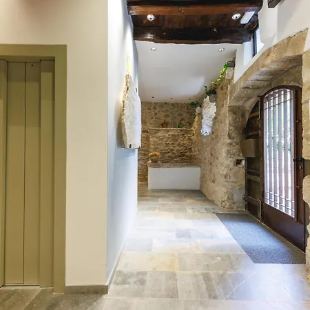 Bravissimo 1593, Pedestrian Area With Medieval Charm * Girona