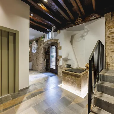 Bravissimo 1593, Pedestrian Area With Medieval Charm Апартаменты Жирона
