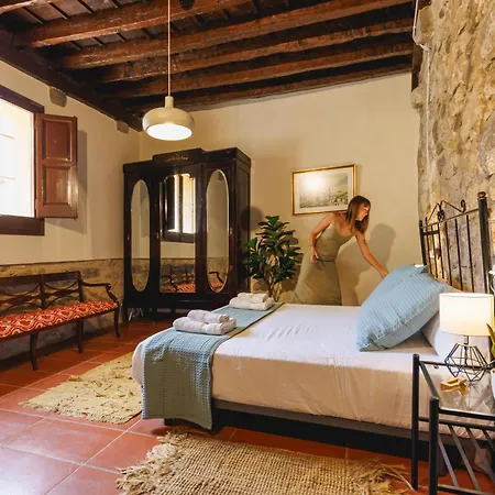 Bravissimo 1593, Pedestrian Area With Medieval Charm *