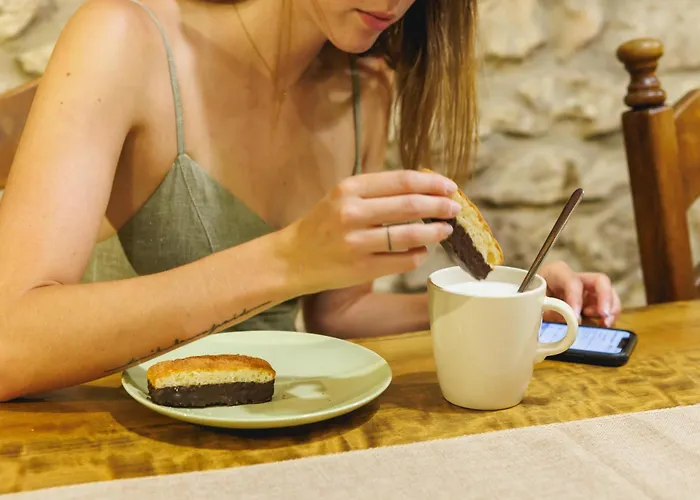 Bravissimo 1593, Pedestrian Area With Medieval Charm *